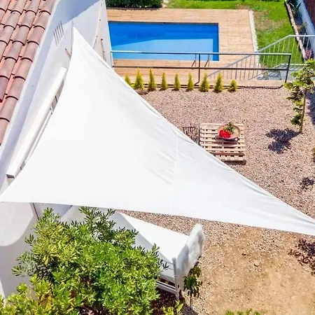فيلة Lesal Rentals, Mar Azul,