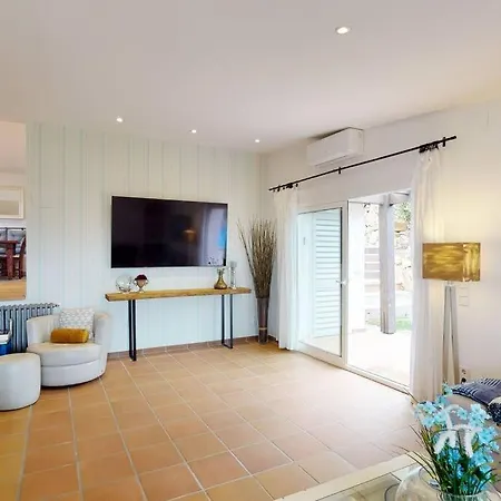 Lesal Rentals, Mar Azul,